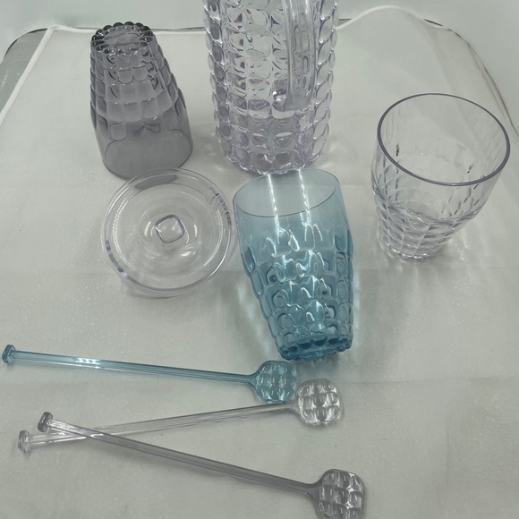 Guzzini Pitcher, Cups, and Swizzle Sticks - Picture 4 of 9
